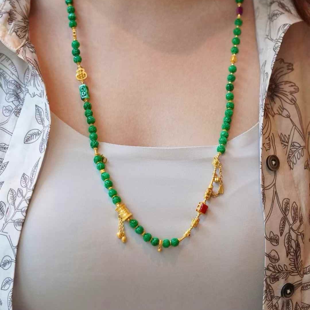 Burmese spicy green jadeite bead necklace - 图片 2