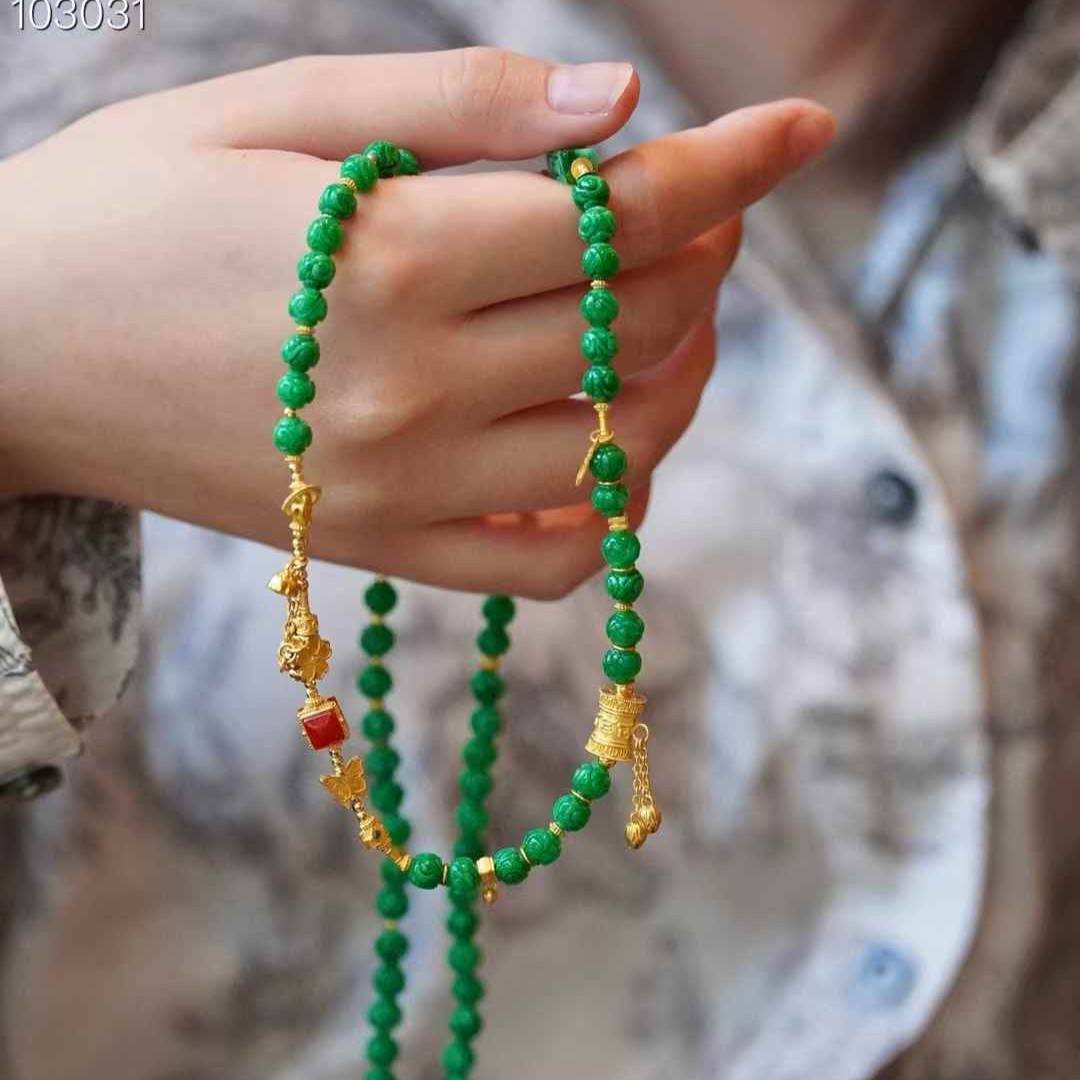 Burmese spicy green jadeite bead necklace - 图片 5