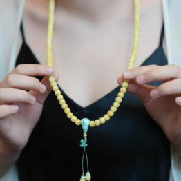 Beeswax Buddhist beads necklace