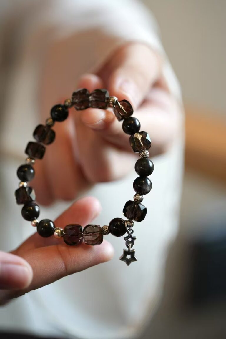 💎 Attract Good Fortune with Crystals: A Feng Shui-Inspired Jewelry Guide