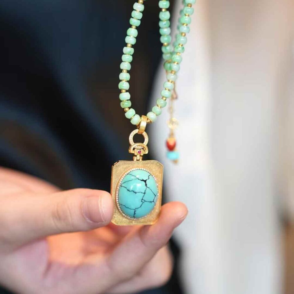 Emerald Green Pine Necklace Design - 图片 2