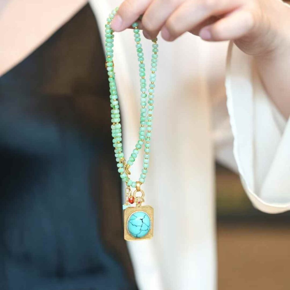 Emerald Green Pine Necklace Design - 图片 4