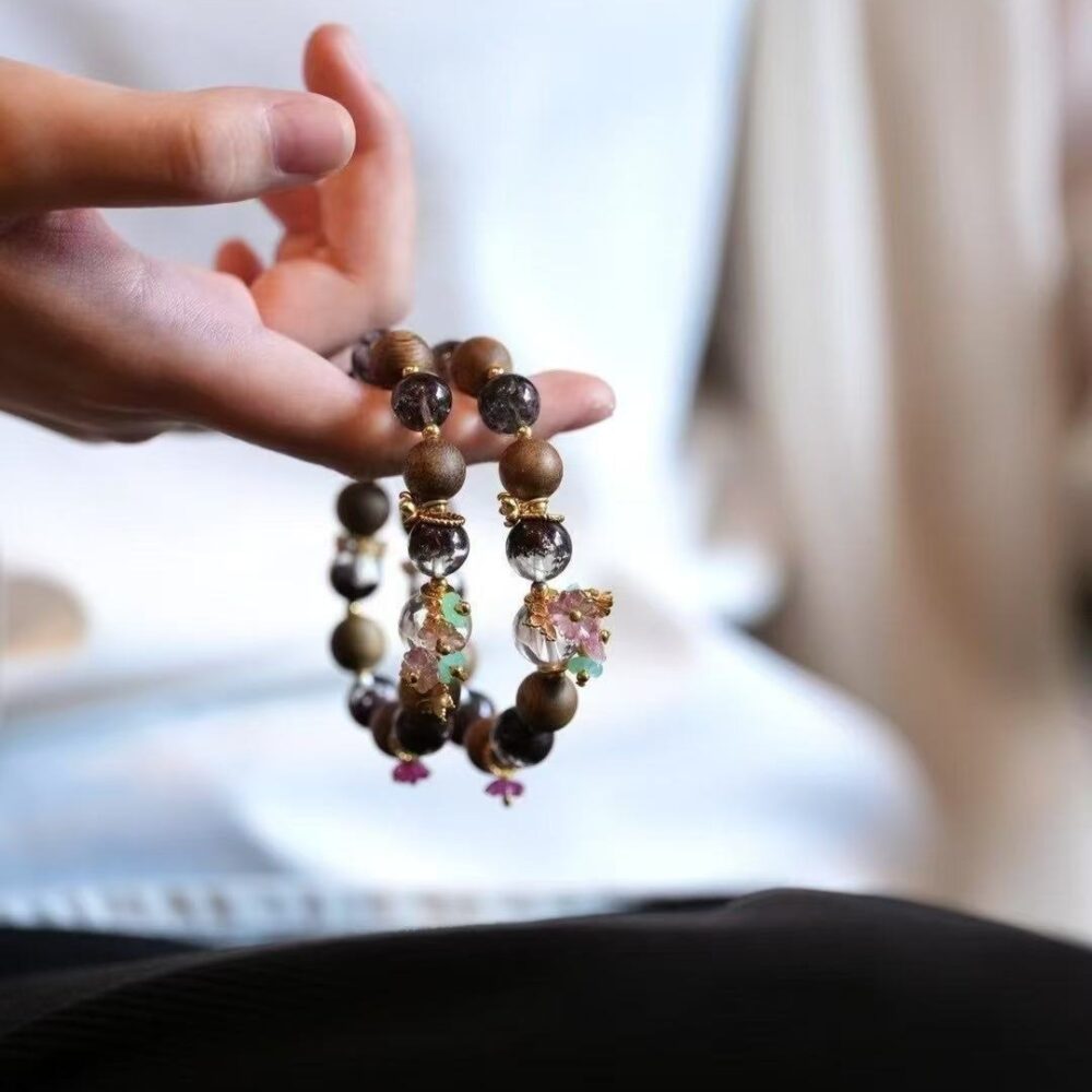 Natural Agarwood Crystal Duobao Bracelet - 图片 4