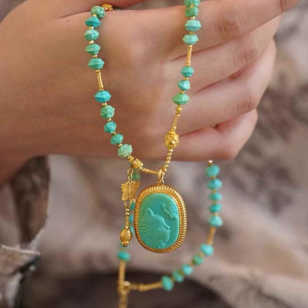 Turquoise necklace design