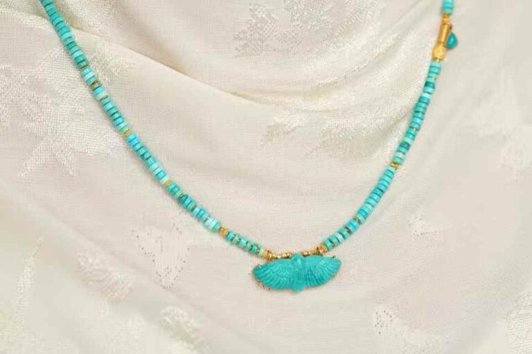 Your own artistic symbol: encounter the design turquoise V-shaped clavicle necklace